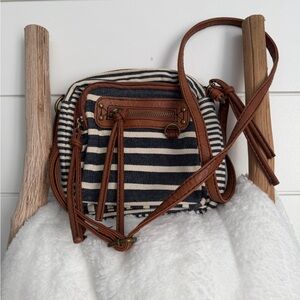 American Eagle Outfitters Navy and Brown Crossbody Bag